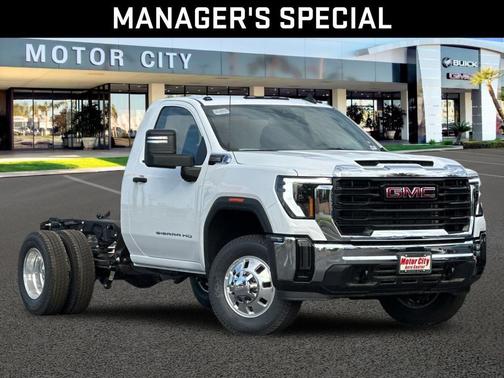 2025 GMC Sierra 3500 Base