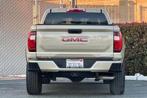2024 GMC Canyon Elevation