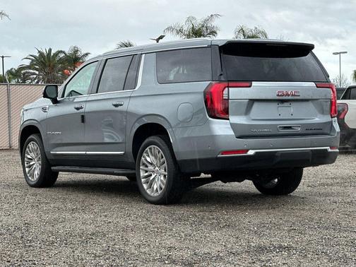 2026 GMC Yukon XL 4WD Elevation