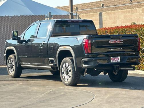 2025 GMC Sierra 2500 Denali