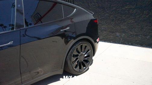 Solid Black 2022 Tesla Model Y Performance Dual Motor All-Wheel Drive