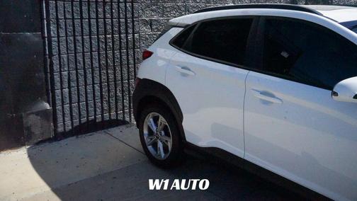 Lunar White 2023 Hyundai KONA SEL
