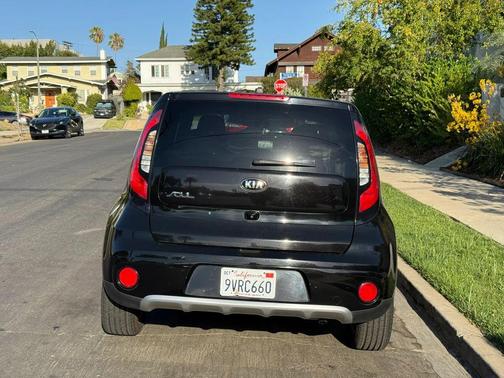 Shadow Black 2018 Kia Soul +
