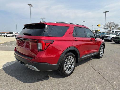 Rapid Red Metallic Tinted Clearcoat 2026 Ford Explorer Platinum