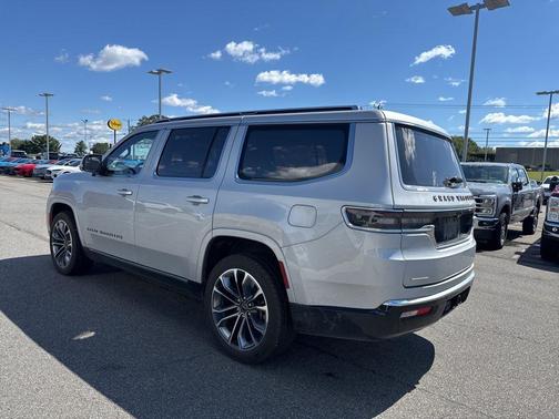 2022 Jeep Grand Wagoneer Series III 4x4