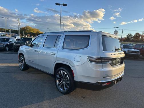 2022 Jeep Grand Wagoneer Series III 4x4