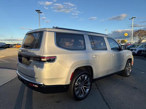2022 Jeep Grand Wagoneer Series III 4x4