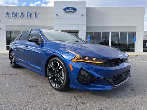 2022 Kia K5 GT-Line