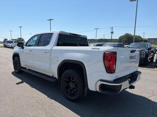 Summit White 2023 GMC Sierra 1500 SLT