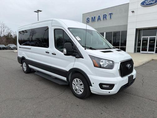 2024 Ford Transit-350 XLT