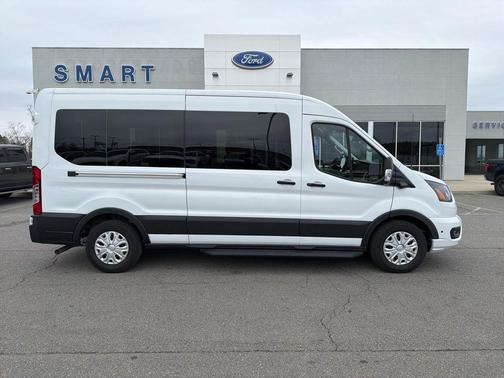 2024 Ford Transit-350 XLT