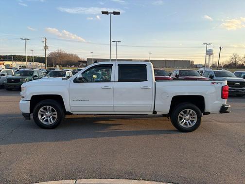 2018 Chevrolet Silverado 1500 2LT
