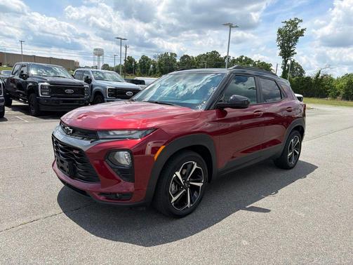 Crimson Metallic 2022 Chevrolet Trailblazer RS