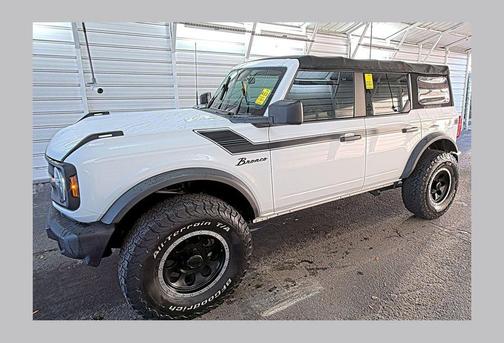 Oxford White 2021 Ford Bronco Base