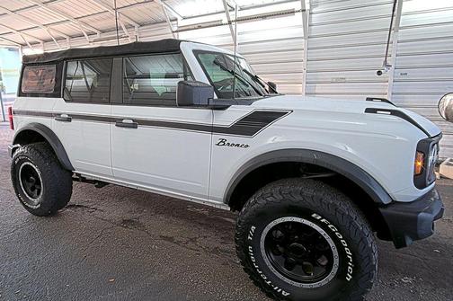 Oxford White 2021 Ford Bronco Base