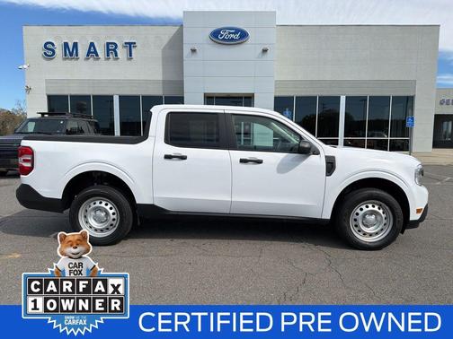 Oxford White 2022 Ford Maverick XL