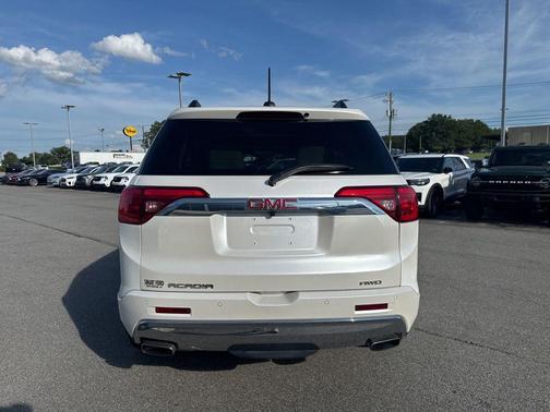 2018 GMC Acadia Denali