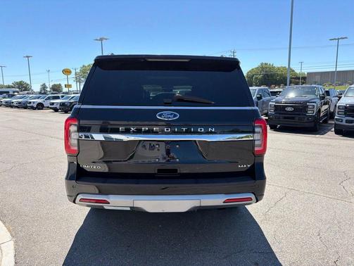 Agate Black Metallic 2024 Ford Expedition Max Limited