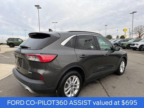 2020 Ford Escape SE