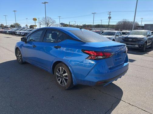 2024 Nissan Versa 1.6 S