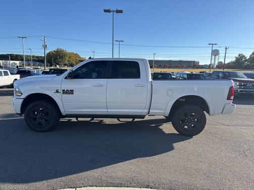 2018 RAM 3500 Laramie Crew Cab 4x4 6'4' Box