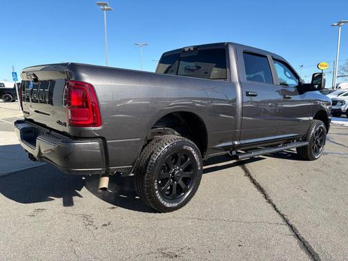 2025 RAM 2500 Laramie Crew Cab 4x4 6'4' Box