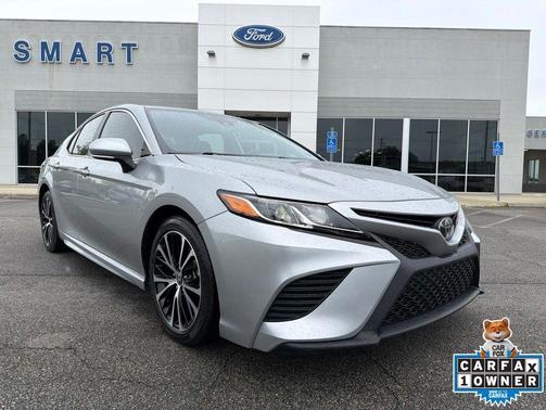 Celestial Silver Metallic 2020 Toyota Camry SE