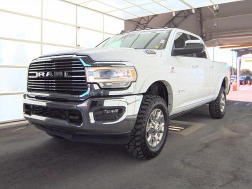 2019 RAM 3500 Laramie Crew Cab 4x4 6'4' Box