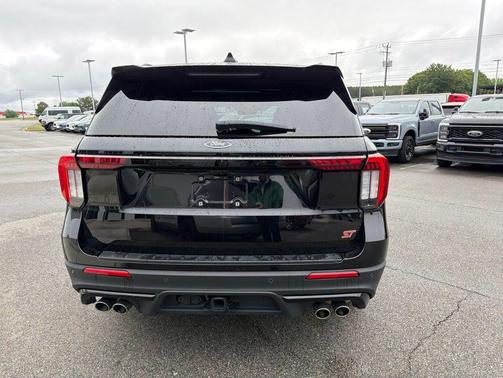 Agate Black Metallic 2025 Ford Explorer ST