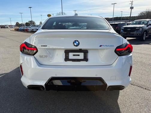 2025 BMW M240 i xDrive