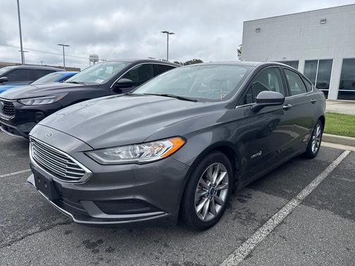 2017 Ford Fusion Hybrid S