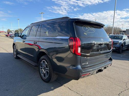 2025 Ford Expedition Max Active 4x4