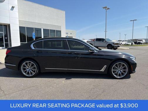 2018 BMW 750 i xDrive