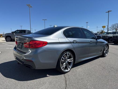 2020 BMW M550 i Xdrive