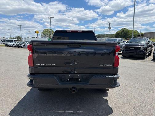 Dark Ash Metallic 2023 Chevrolet Silverado 1500 Custom