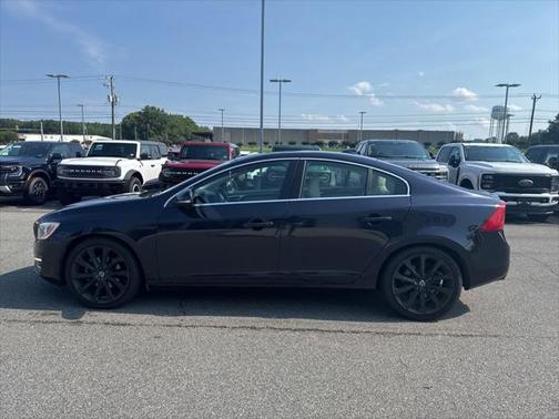 2016 Volvo S60 T5 Drive-E Premier