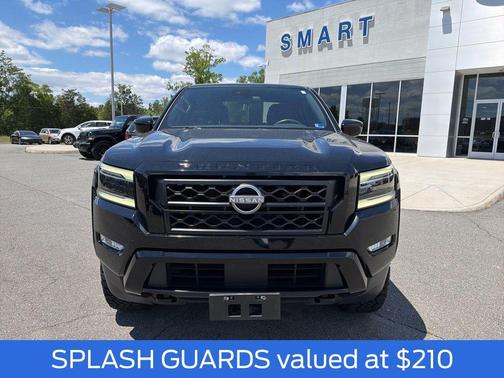 Super Black 2023 Nissan Frontier SV