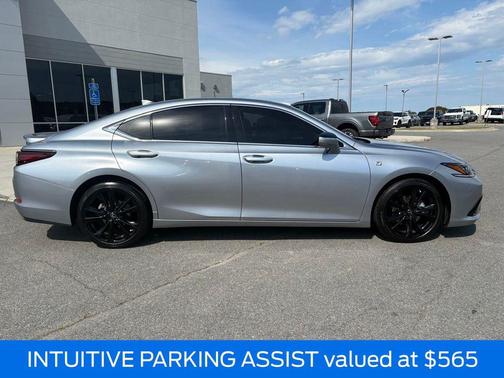 Iridium 2022 Lexus ES 350 F Sport