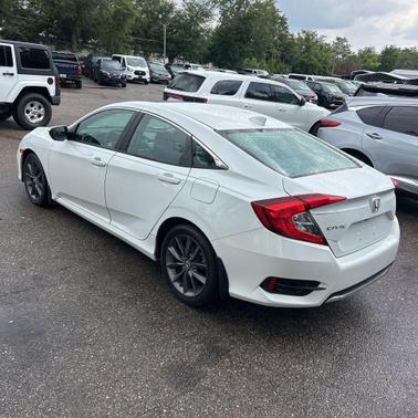Platinum White Pearl 2019 Honda Civic EX-L