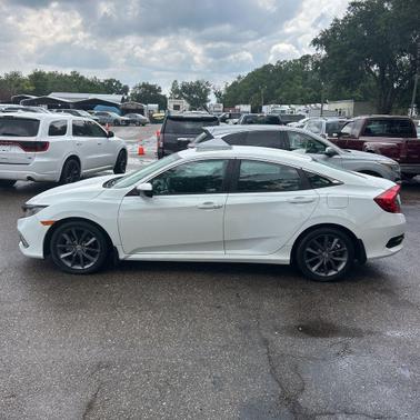 Platinum White Pearl 2019 Honda Civic EX-L