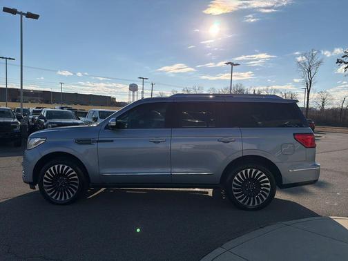 2021 Lincoln Navigator Black Label