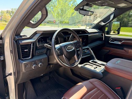 Sterling Metallic 2024 GMC Sierra 2500 Denali Ultimate