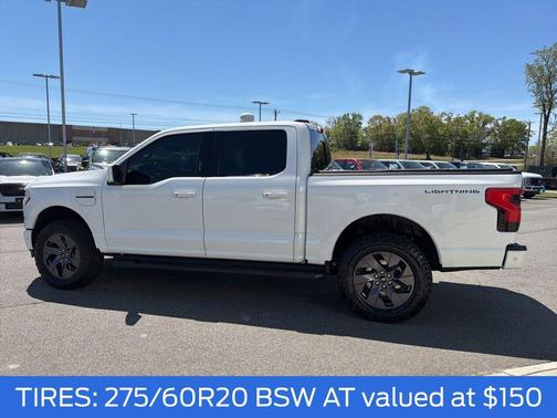Star White Metallic Tri-Coat 2022 Ford F-150 Lightning LARIAT