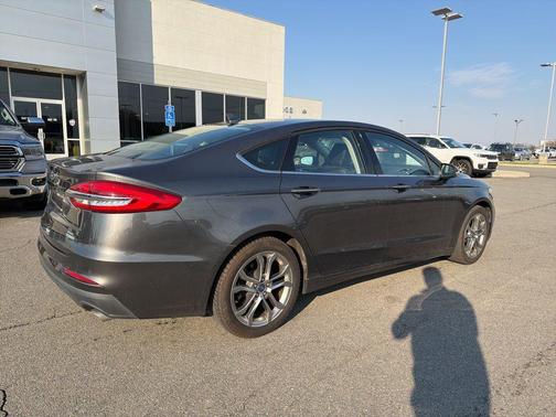 2020 Ford Fusion SEL