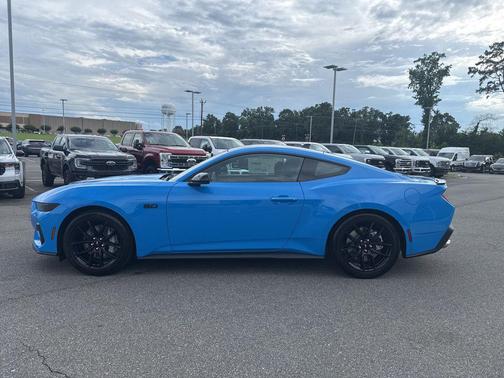 2025 Ford Mustang GT