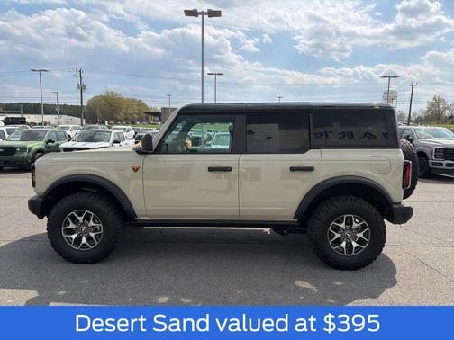 Desert Sand 2025 Ford Bronco Badlands