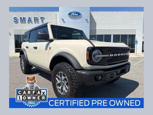 Desert Sand 2025 Ford Bronco Badlands