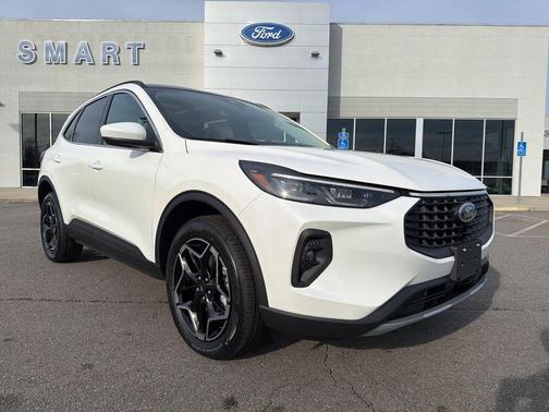 2026 Ford Escape Platinum