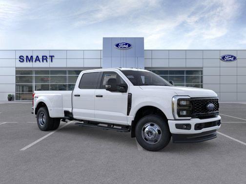 Oxford White 2026 Ford F-350 XL