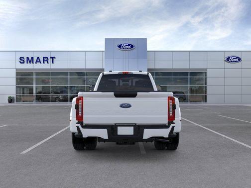 Oxford White 2026 Ford F-350 XL